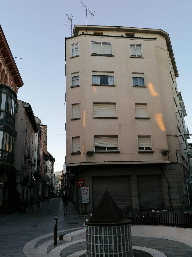 Casa Oroela Apartment Jaca Exterior foto